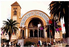 852  1988 CATHEDRALE 3